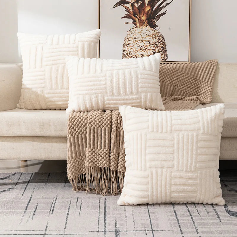 Throw Pillows & Blankets